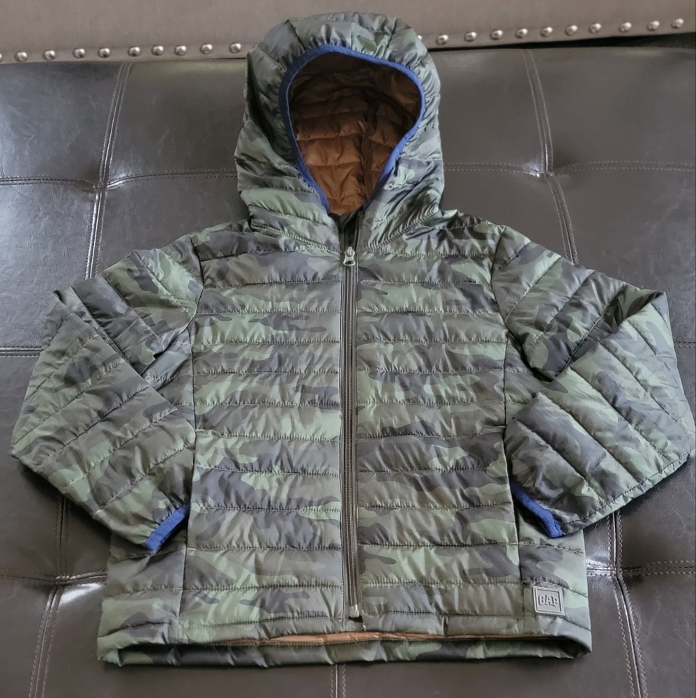 Kids GAP Primaloft lightweight puffer jacket